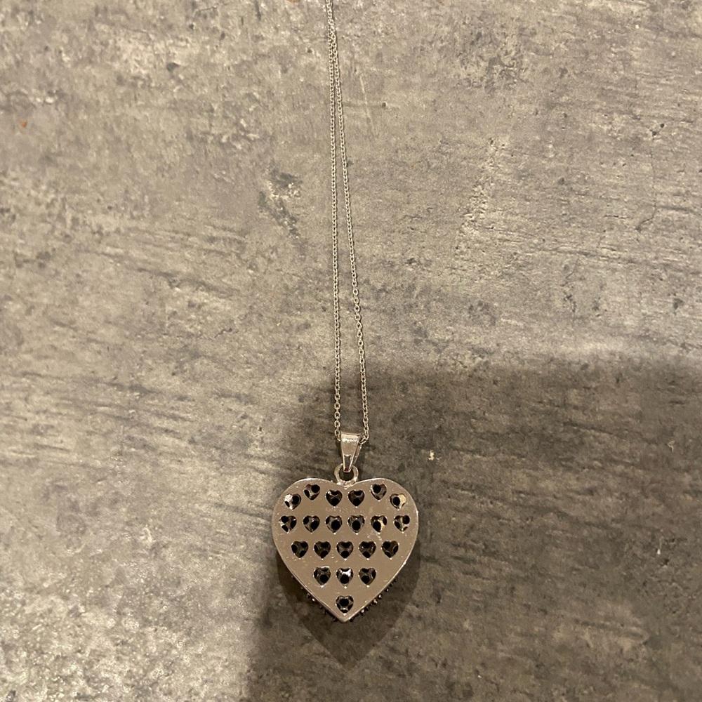 PRICE DROP! 4 cttw Black Spinel Heart Necklace - Picture 7 of 8